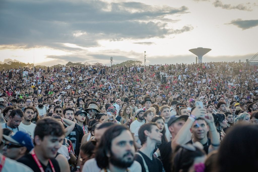 Lolla, The Town e mais… Como o Autódromo de Interlagos virou único palco dos festivais em SP?