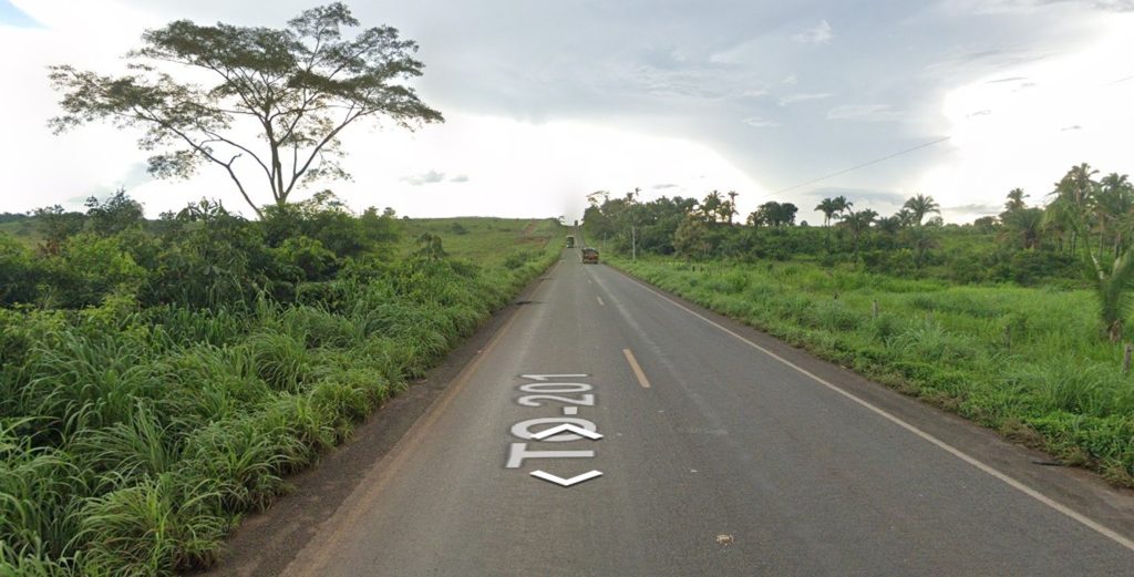Motorista morre após carro sair da rodovia na TO-201