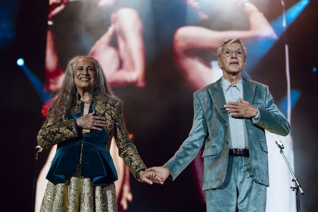 Caetano e Bethânia são indicados ao Grammy 2026 na categoria Melhor Álbum de Música Global
