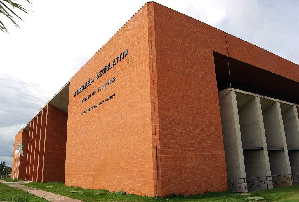 Assembleia aprova isenção de IPVA para carros elétricos comprados em concessionárias do Tocantins